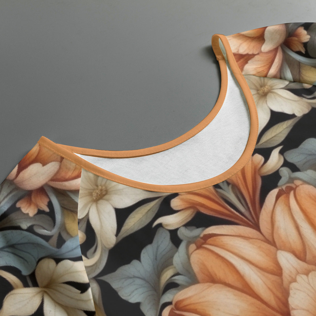 Pattern 279 -- Women's Round Neck T-shirt With Raglan Sleeve