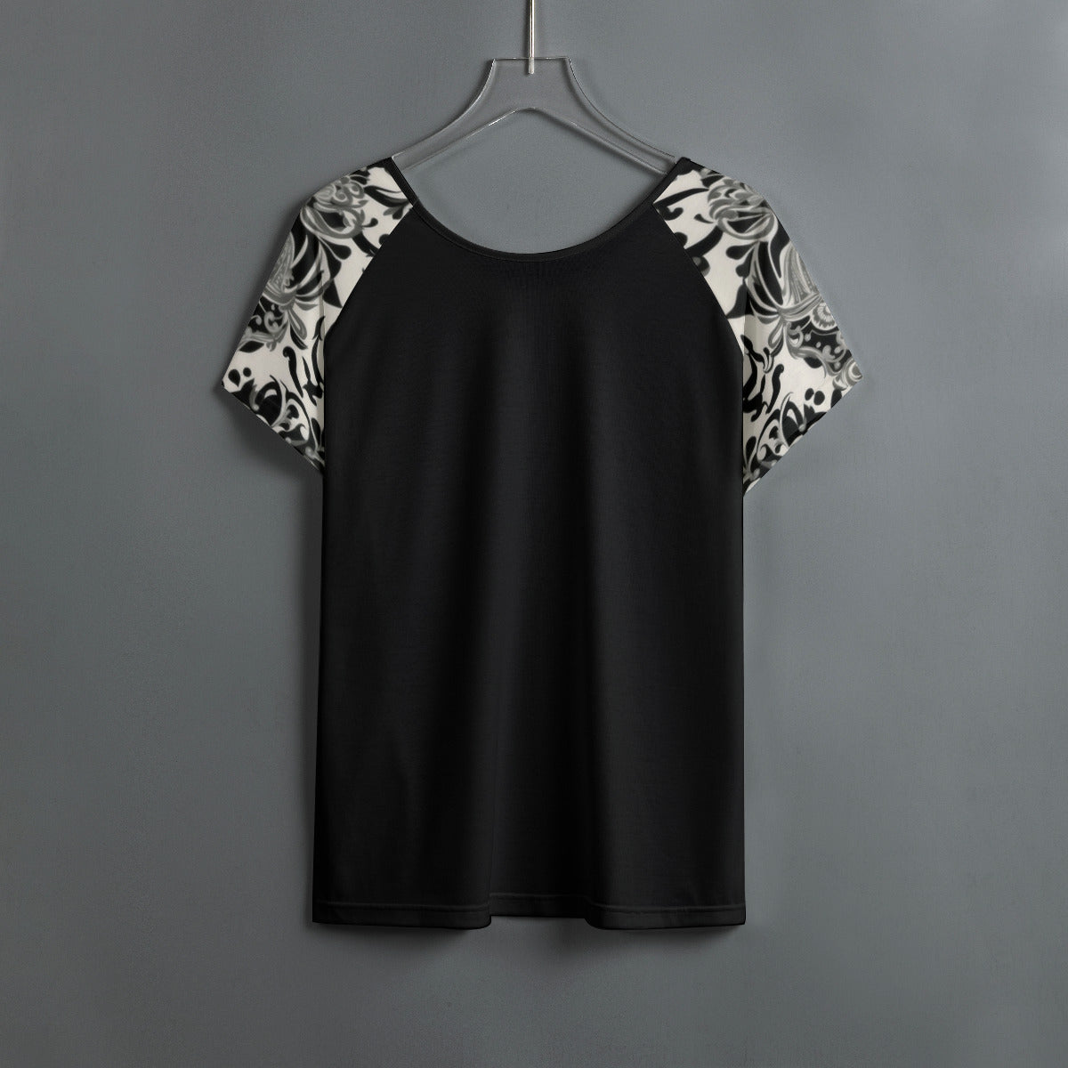 Pattern 295 -- Women's Round Neck T-shirt With Raglan Sleeve