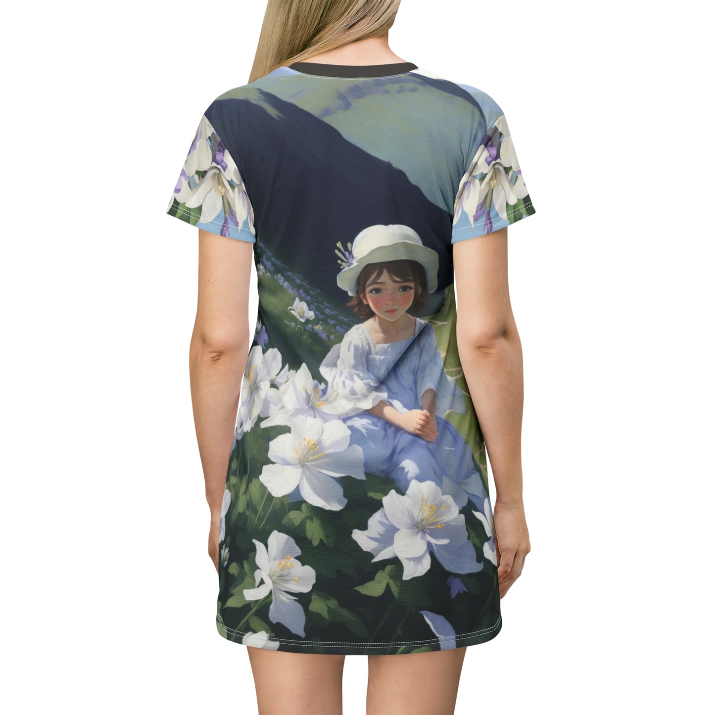 Columbine -- T-Shirt Dress (AOP)