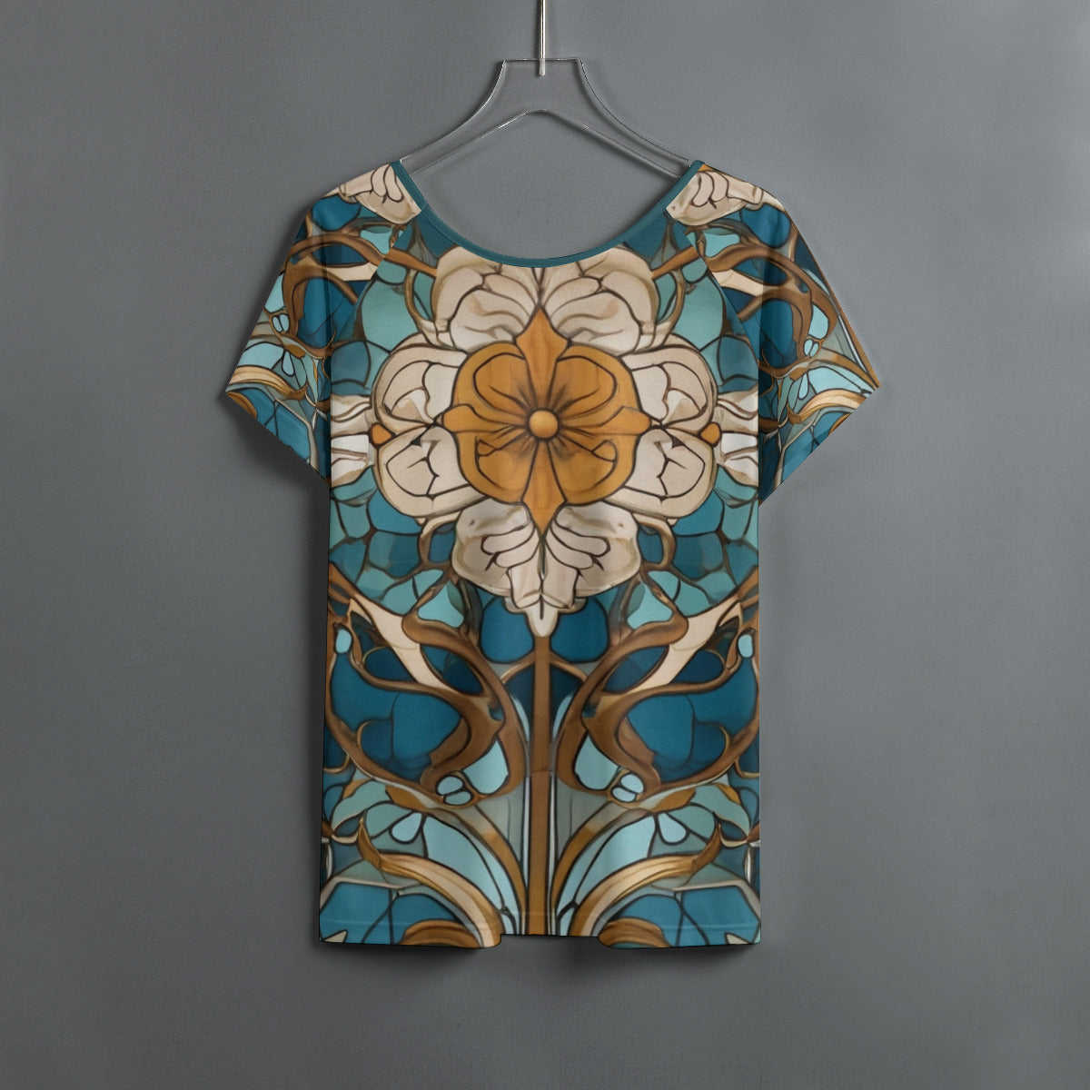 Pattern 189 -- Women's Round Neck T-shirt With Raglan Sleeve