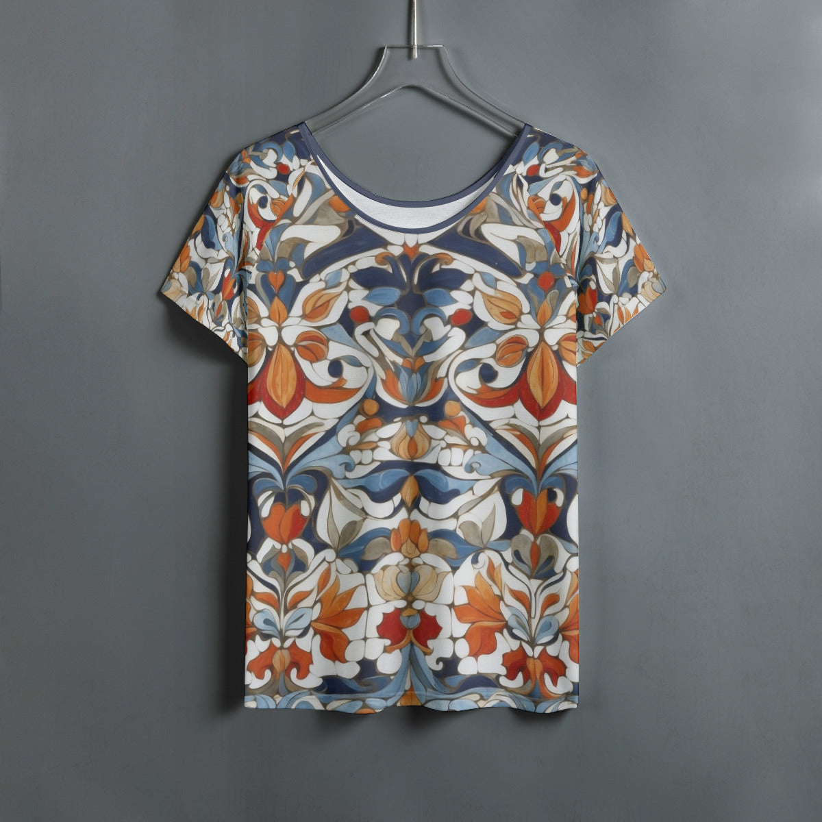 Pattern 299 -- Women's Round Neck T-shirt With Raglan Sleeve