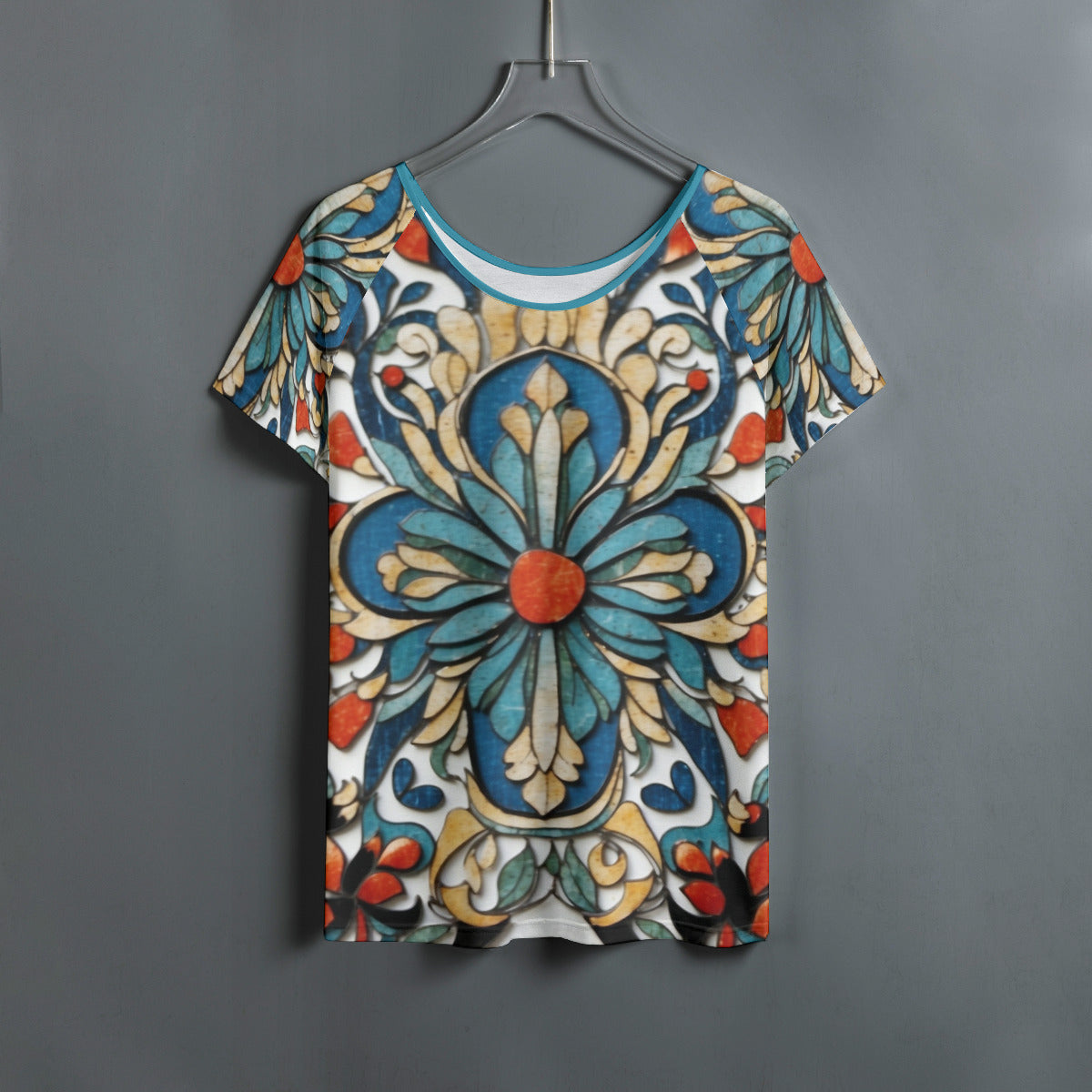 Pattern 292 -- Women's Round Neck T-shirt With Raglan Sleeve